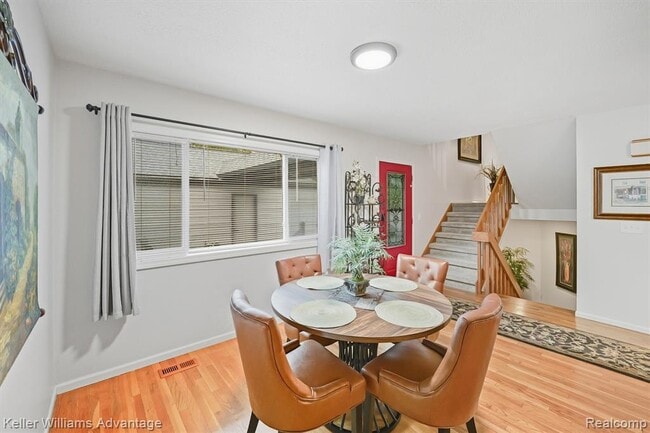 Building Photo - 2819 Monte Vista Ave