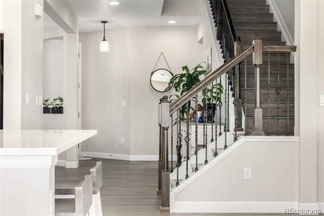 Building Photo - 9021 Swan River St