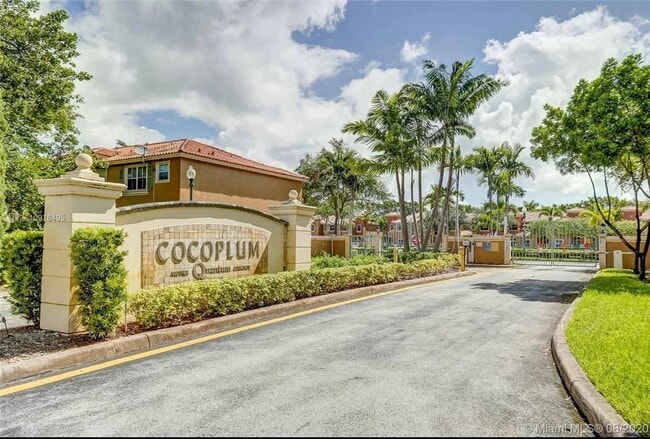 Building Photo - 4934 White Mangrove Way E