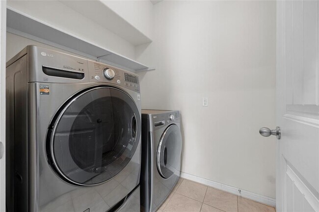 Building Photo - 13700 Sage Grouse Dr