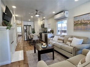 Building Photo - 1157 W 2nd St