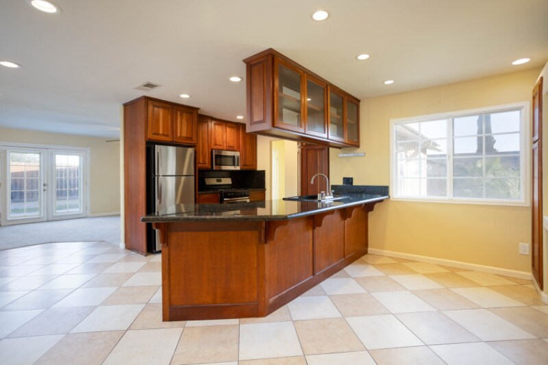 Building Photo - 9503 Medina Dr