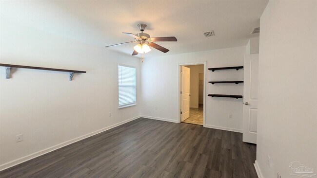 Building Photo - 5881 Little Leaf Court