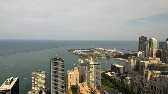 Building Photo - 175 E Delaware Pl