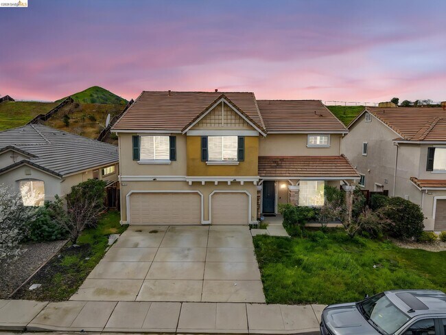 Building Photo - 3582 Mallard Way