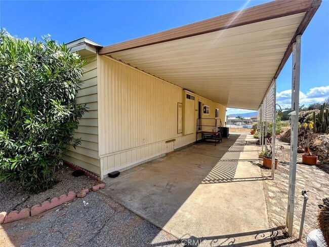 Building Photo - 28205 El Toro Rd