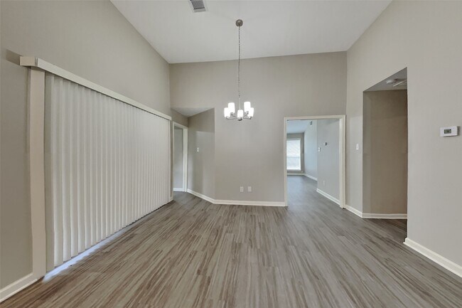 Building Photo - 4935 Northfork Dr