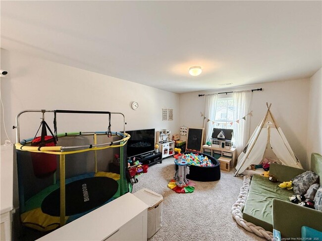 Building Photo - 231 Desert Orchid Cir