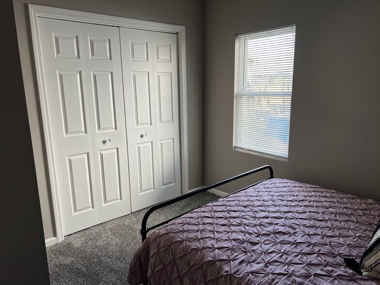 Building Photo - 1745 Garfield St