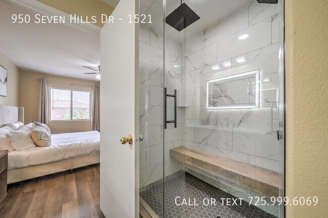 Building Photo - 950 Seven Hills Dr