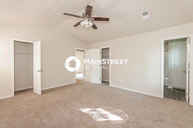 Building Photo - 3 Bedroom Pet-Friendly Home in Stone Mount...