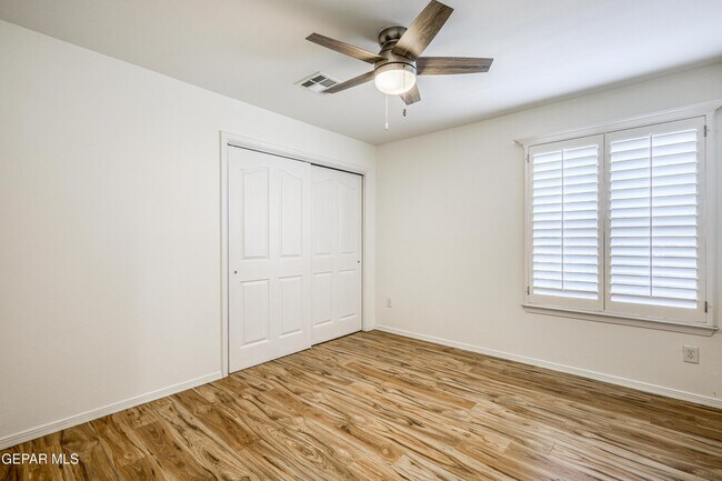 Building Photo - 6289 Cosecha Luna Cir