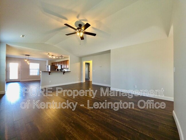 Building Photo - 106 John Davis Dr