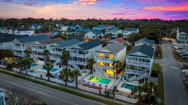 Building Photo - 111A S Yaupon Dr