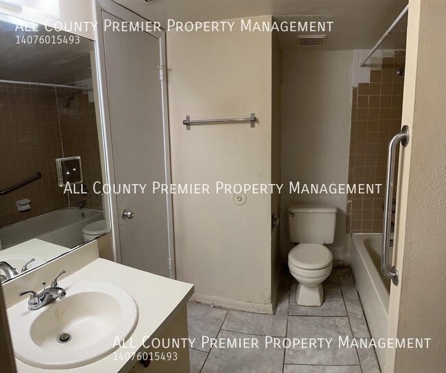 Building Photo - 5538 Rio Grande Ave