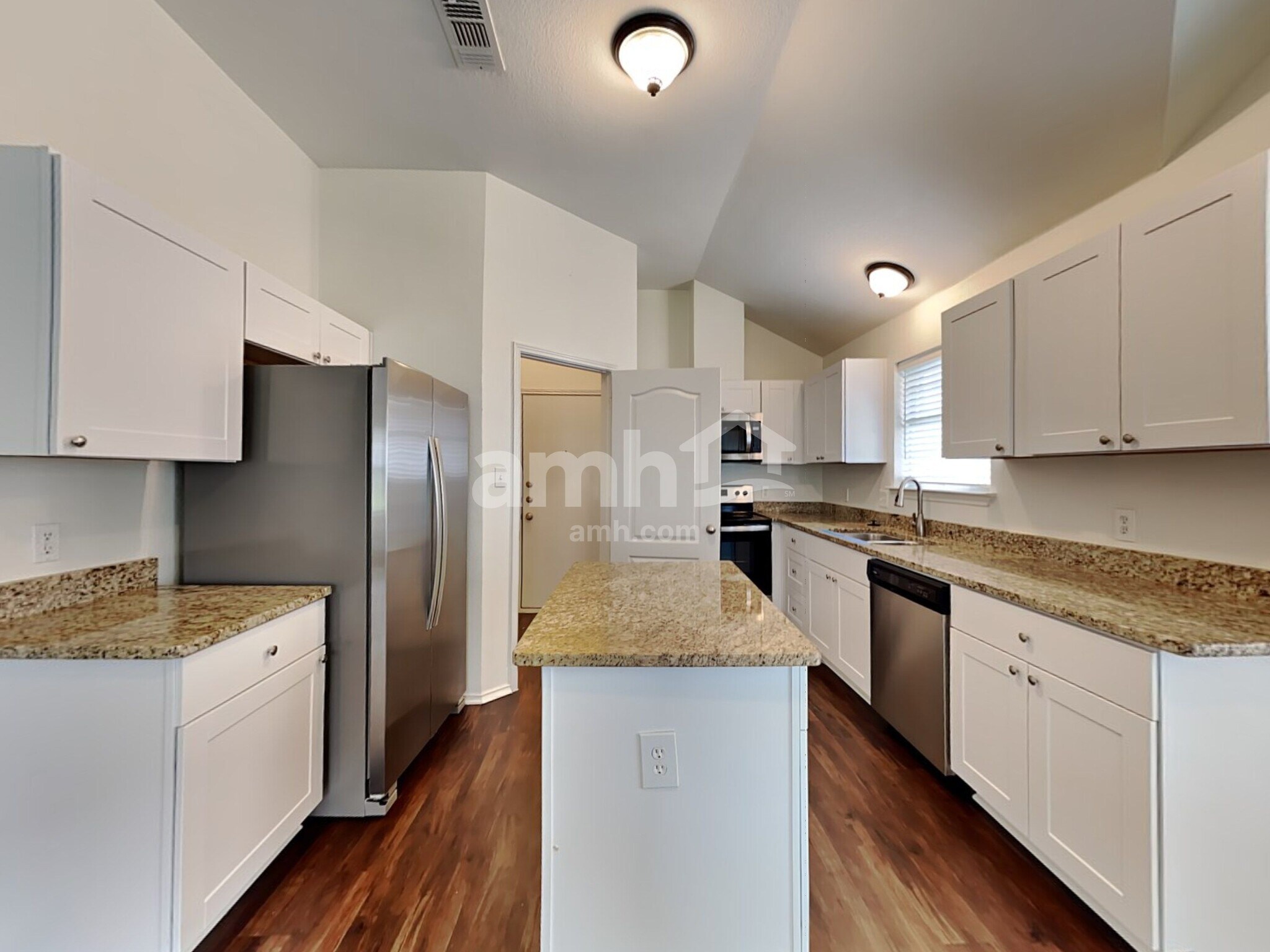 Building Photo - 6116 Brookknoll Dr