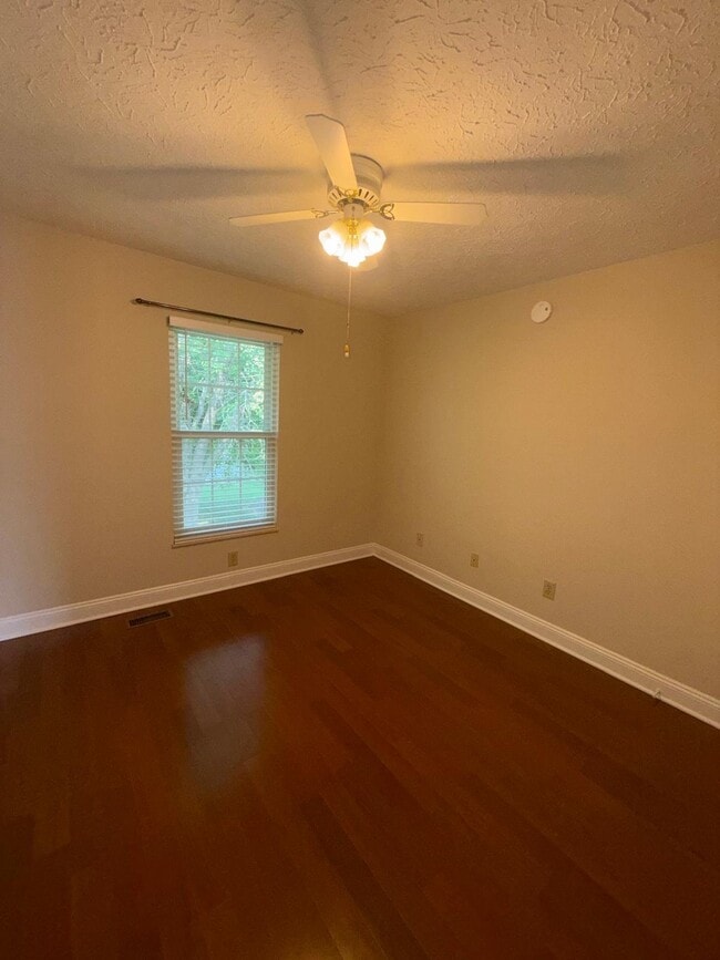 Building Photo - 7574 Allenwood Ct
