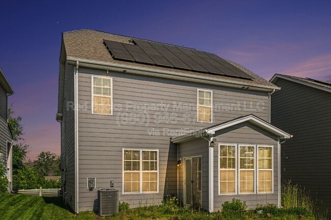 Building Photo - 1569 Cambria Ct