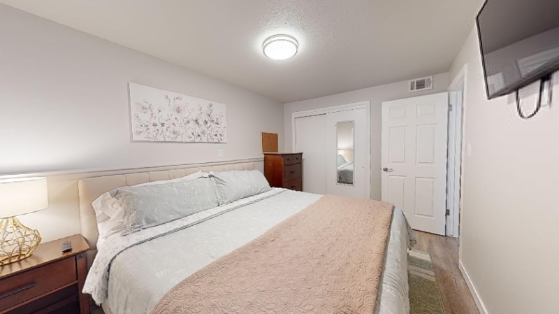 Building Photo - 1701 Hudson St