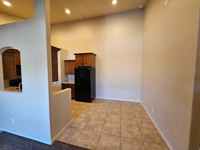Building Photo - 203 Jordan Ridge Boulevard