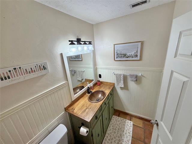Building Photo - 9340 Mountain Lake Cir