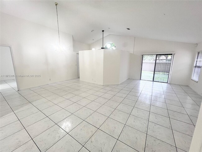 Building Photo - 210 Maddy Ln