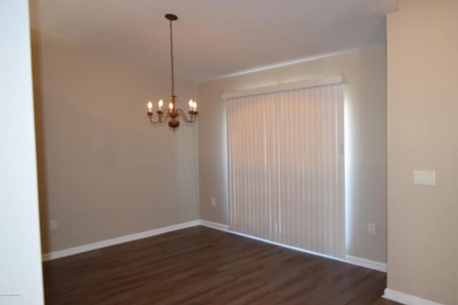 Building Photo - 458 Fitzsimmons St