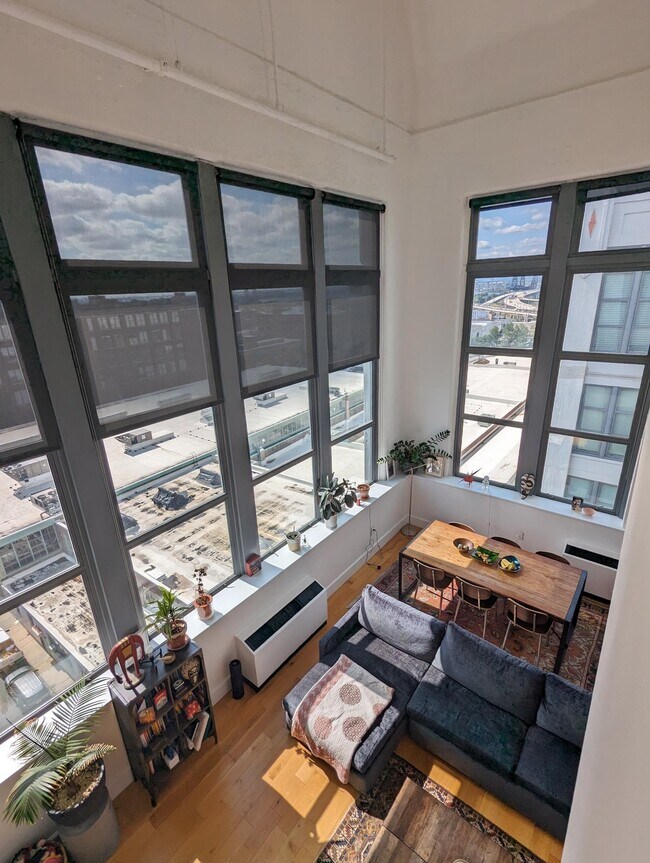 Building Photo - 50 Dey St