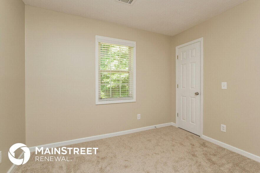 Building Photo - 616 Hunters Cove Ln