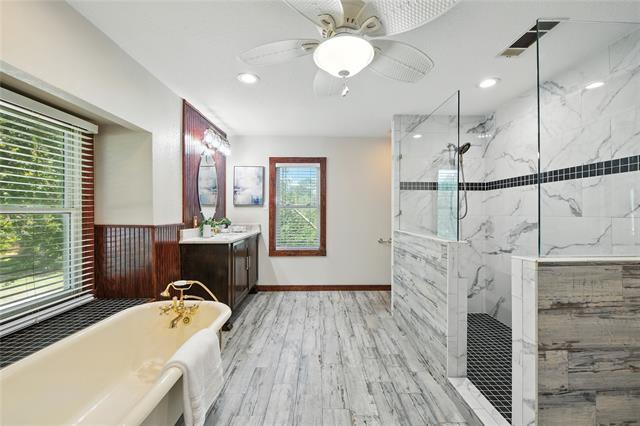 Building Photo - 1323 Dublin St