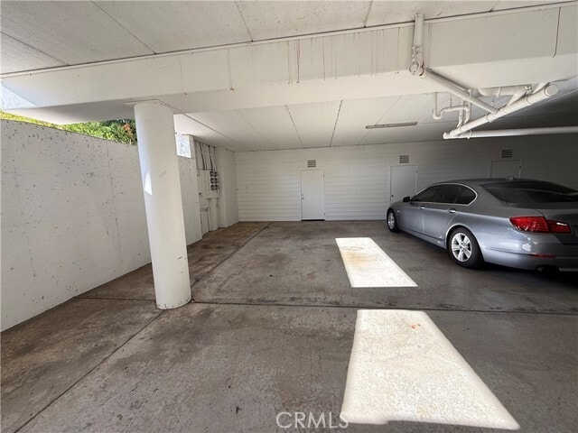 Building Photo - 2404 Via Mariposa W