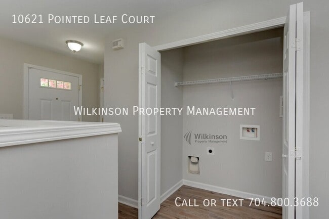 Building Photo - 10621 Pointed Leaf Ct