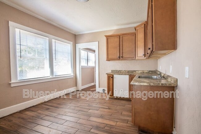 Building Photo - 644 Alabama Ave SW