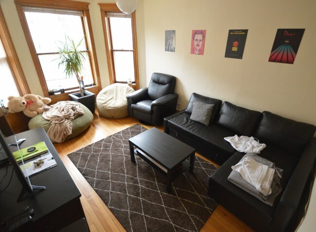 Floorplan - 854 W. Waveland