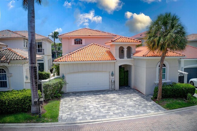Building Photo - 1580 Shoreline Way