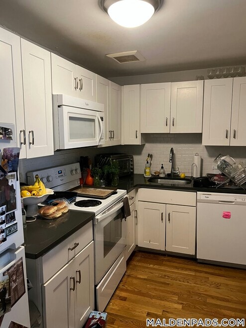 Building Photo - 134 Summer St