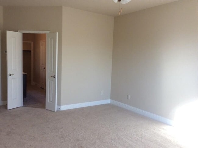 Building Photo - 10309 Hidden Haven Dr