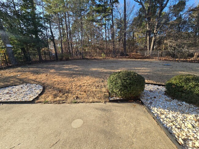 Building Photo - 641 Orchard Falls Dr