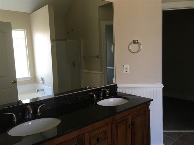 Building Photo - 3900 Arbor Creek Ct