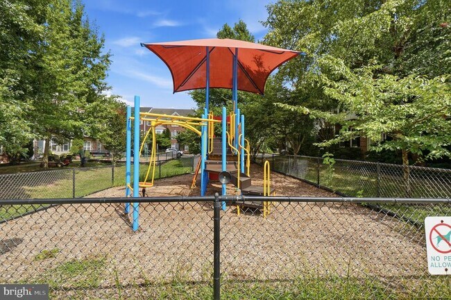Building Photo - 13318 Summer Garden Walk