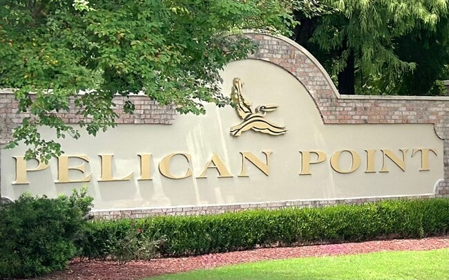 Building Photo - 3 Bed, 2 Bath Home in Pelican Point – Spac...