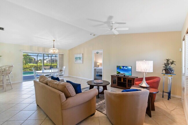 Building Photo - "Fully Furnished 3-Bedroom, pool home in Rotonda West!"