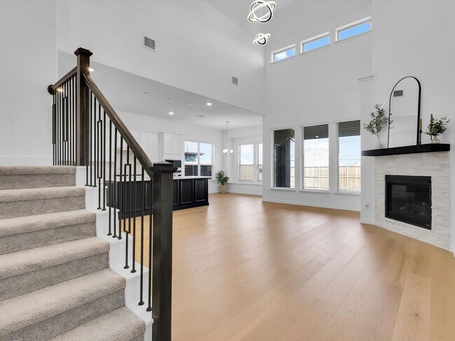 Building Photo - 1303 Wheelwright Dr
