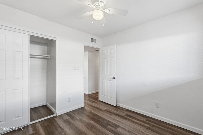 Building Photo - 1051 S Dobson Rd