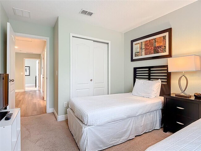 Building Photo - 8149 Roseville Blvd