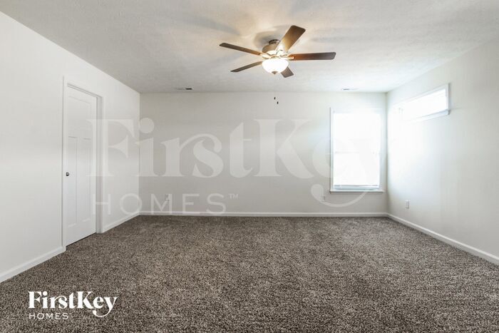 Building Photo - 7240 Lockford Walk N
