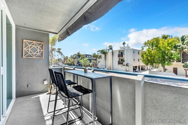 Building Photo - 2965 Mission Blvd