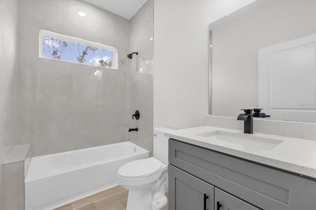 Building Photo - 452 Marion Oaks Dr