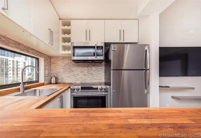 Primary Photo - 1 bedroom in Sunny Isles Beach FL 33160