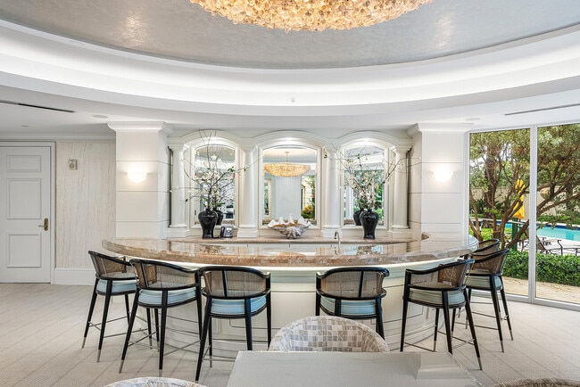 Building Photo - 3000 S Ocean Blvd